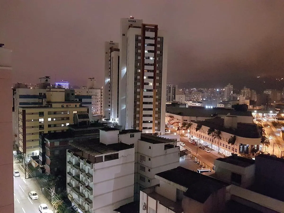 Contatos de Quarto Home Office No Centro Com Cama Box De Solteiro - Wifi - Tv - Banheiro - Sala De Estar E Cozinha - Apto Compartilhado Com Anfitrioes Experientes Em Hospedar - Superhost No Bnb 5 Estrelas